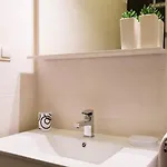شقة Mia